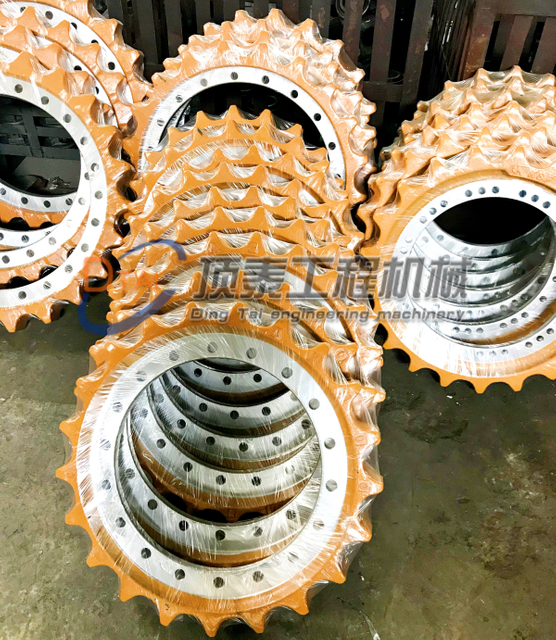 Новые запасные части экскаватора Ведущая звездочка для E330 E330L 6Y5685 CR5861A Большая звездочка